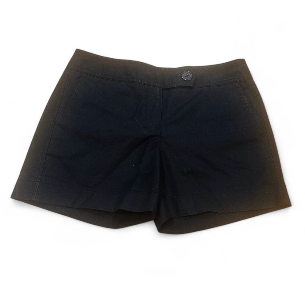 Ann Taylor Black Signature Fit Lower On Waist Shorts Size 4